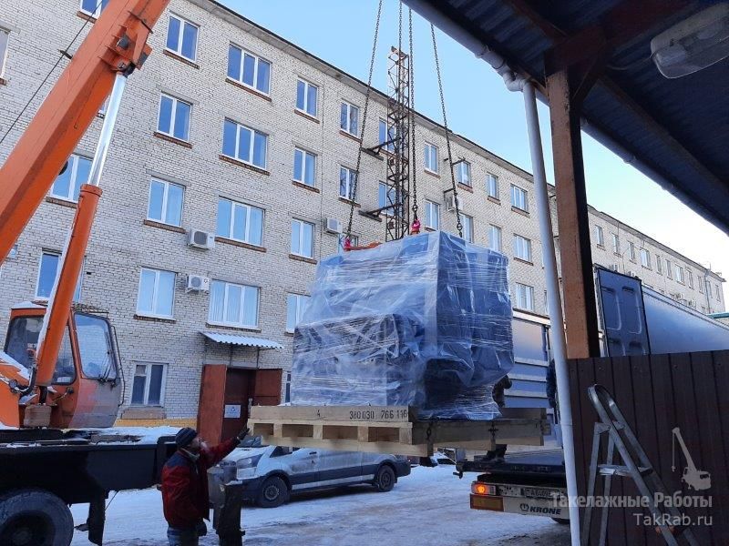 Такелажные работы с новой печатной машиной KBA Rapida 75Pro-6+L.