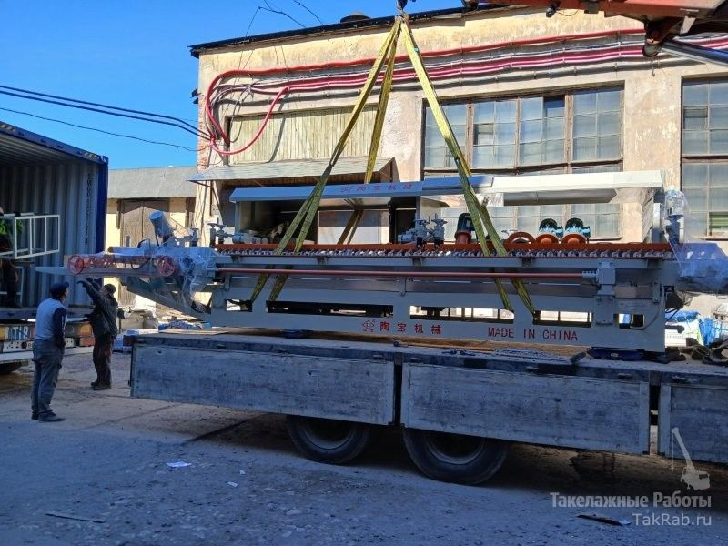 Работа с многодисковым станком для работы с камнем.